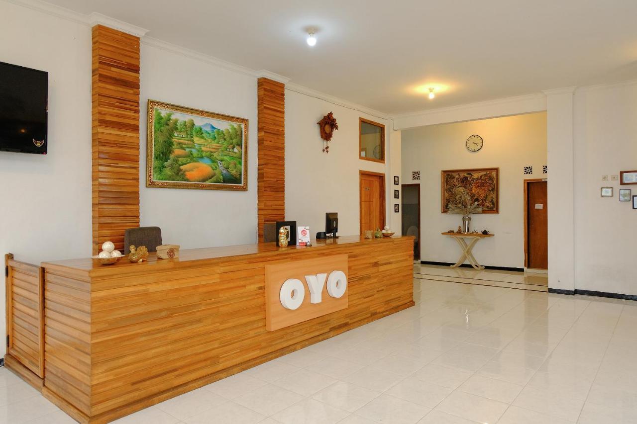 Oyo 446 Hotel Kawi Surapatha Malang Bagian luar foto