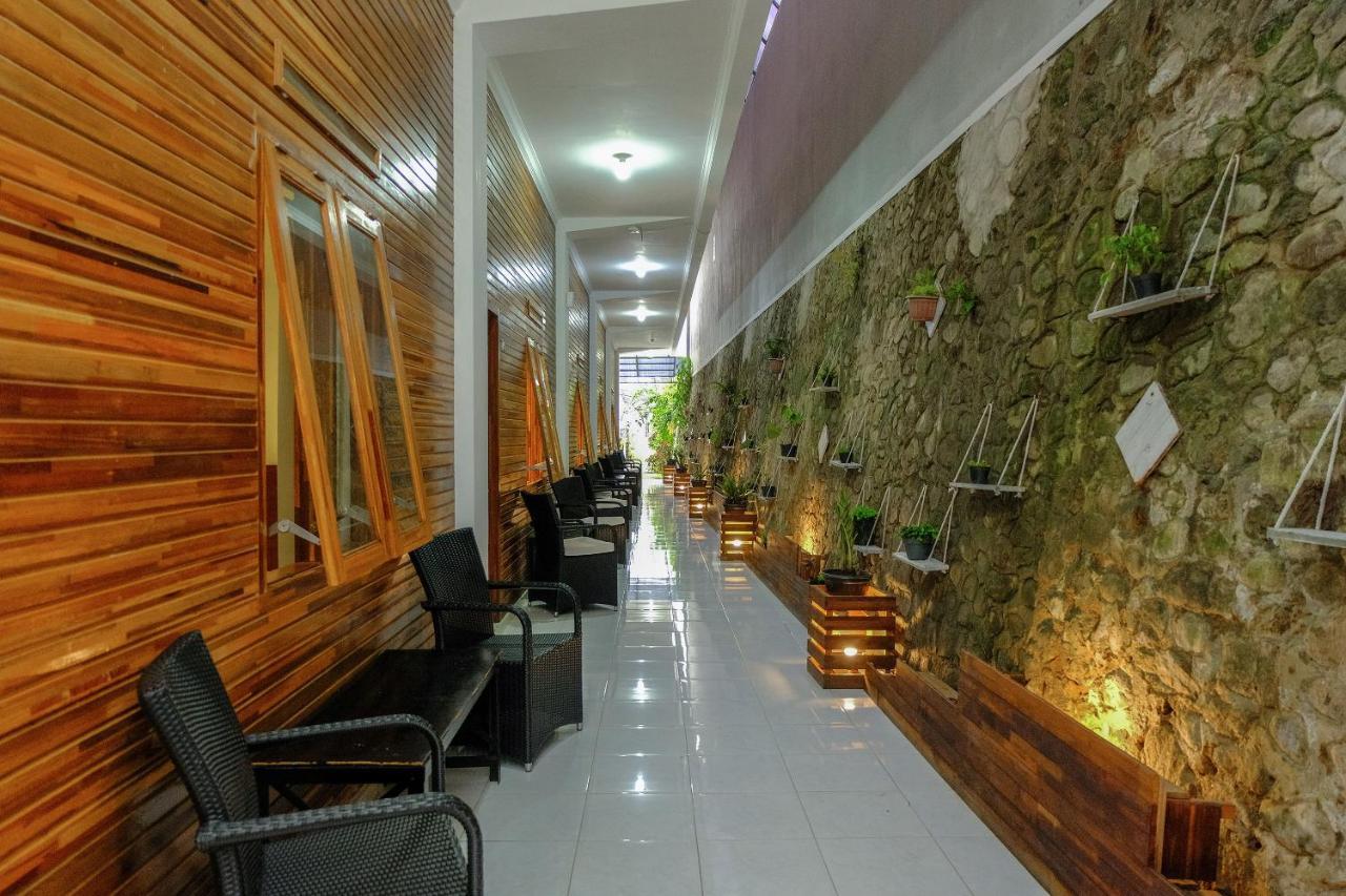 Oyo 446 Hotel Kawi Surapatha Malang Bagian luar foto