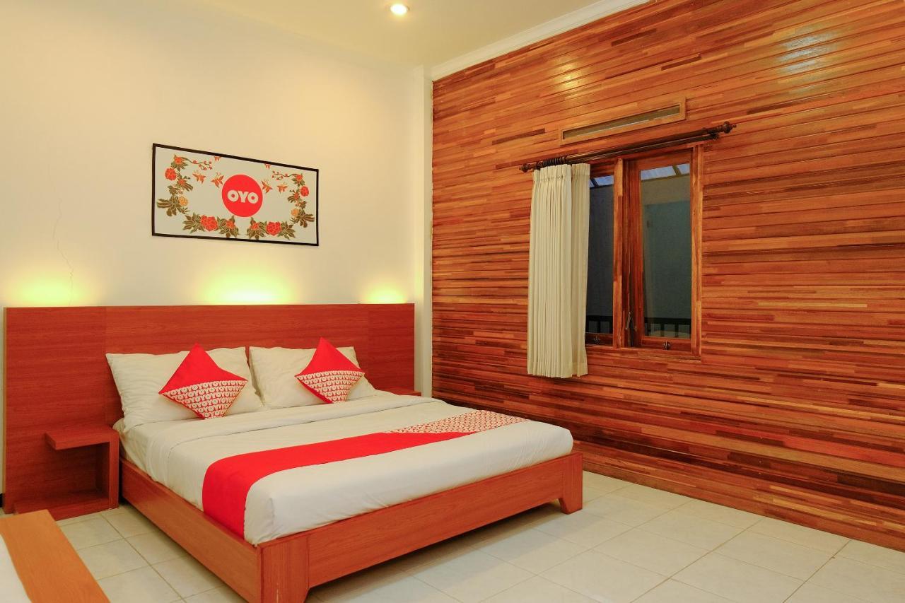 Oyo 446 Hotel Kawi Surapatha Malang Bagian luar foto